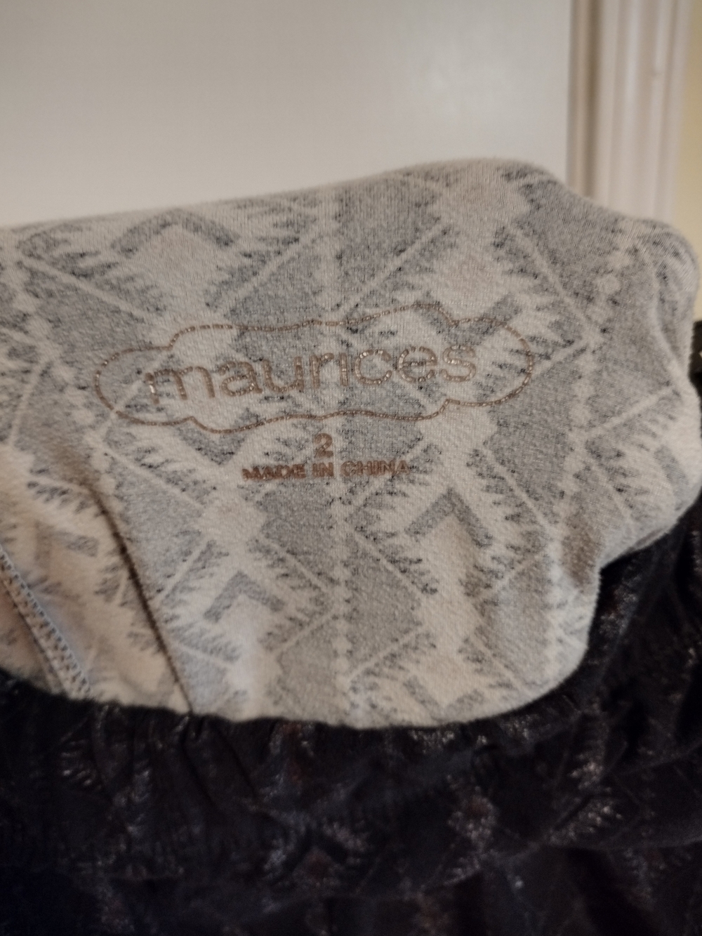 Maurices Black Patterned Leggings - Picture 3 of 3